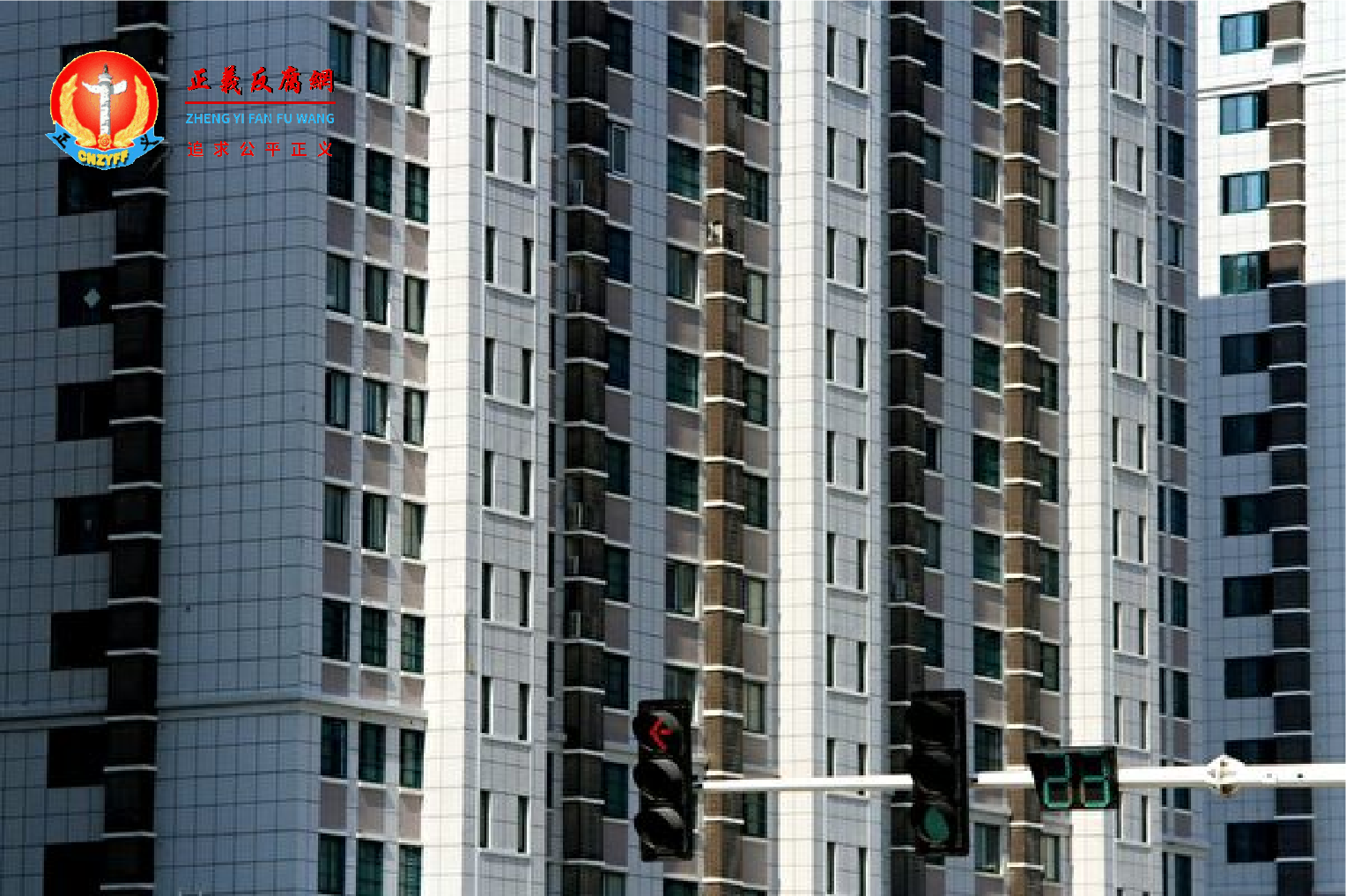 图为江苏省淮安市2018年建盖的一栋公寓楼。.png