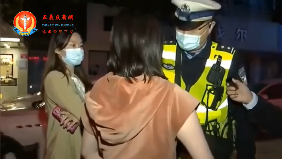 “江西玛莎拉蒂女醉驾喊yu wei”视频在网络热传后，事件持续发酵。.png